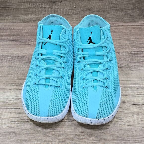 Nike Air Jordan Reveal Men's Size 10.5 Turquoise Basketball Shoes (834064-303) - Picture 2 of 9